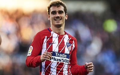 亚美电竞动态-中场缺乏创造力只能回传